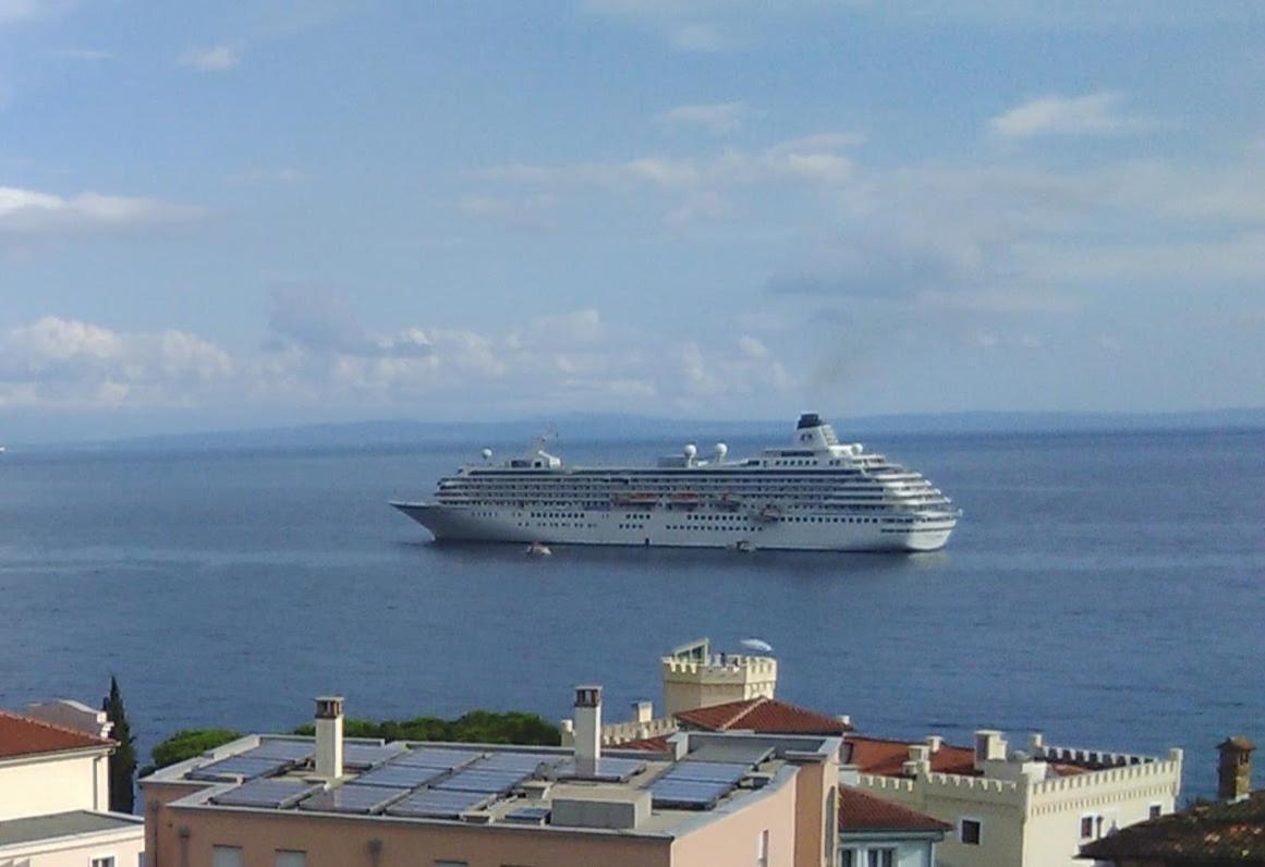 Iva 1, Wonderful View Of Kvarner Bay Opatija Exterior photo