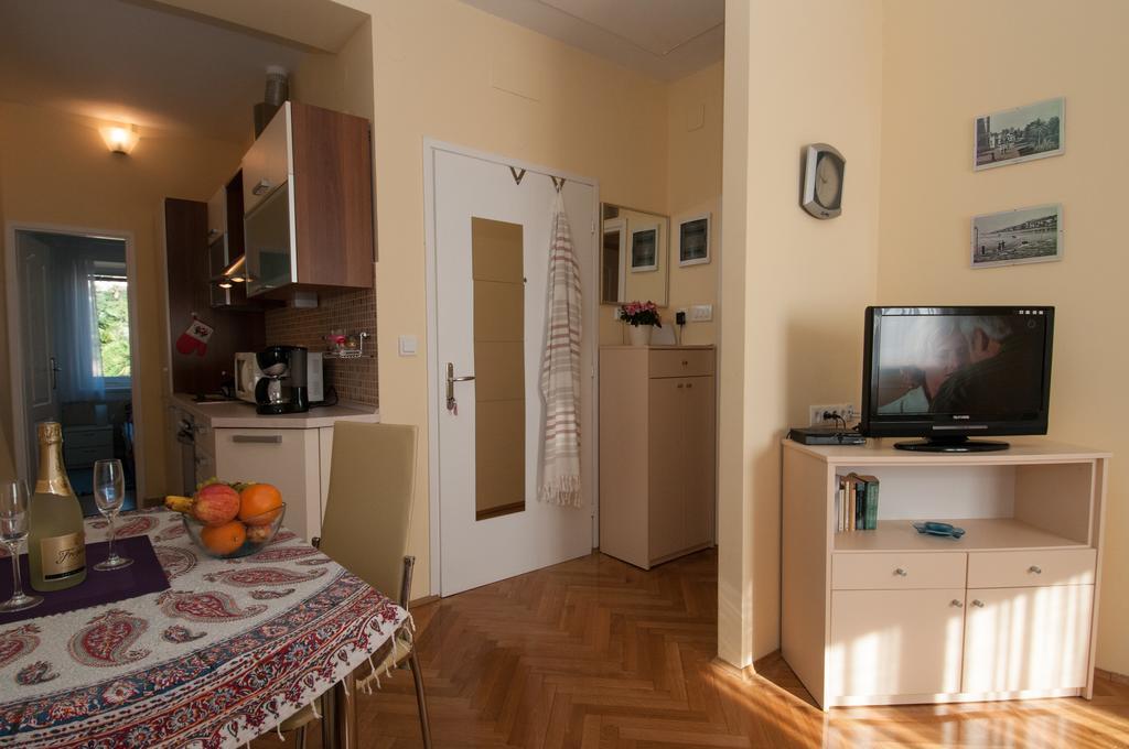Iva 1, Wonderful View Of Kvarner Bay Opatija Exterior photo